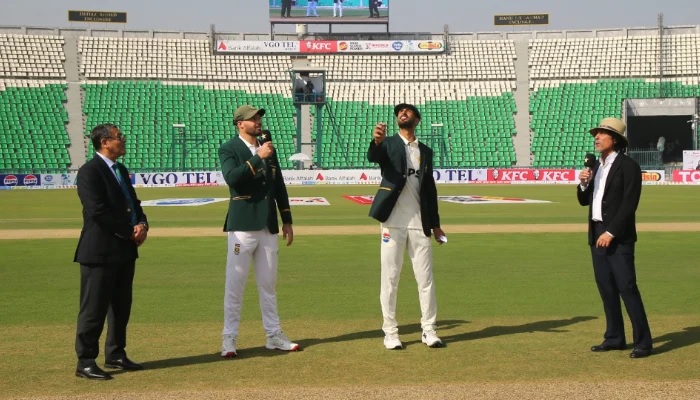 Pakistan win toss choose to bat in first Lahore test against South Africa