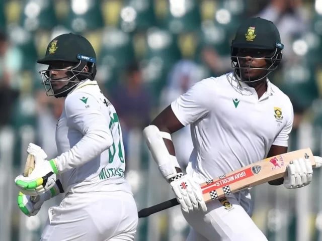 South Africa Gains Control After Strong Fightback Against Pakistan