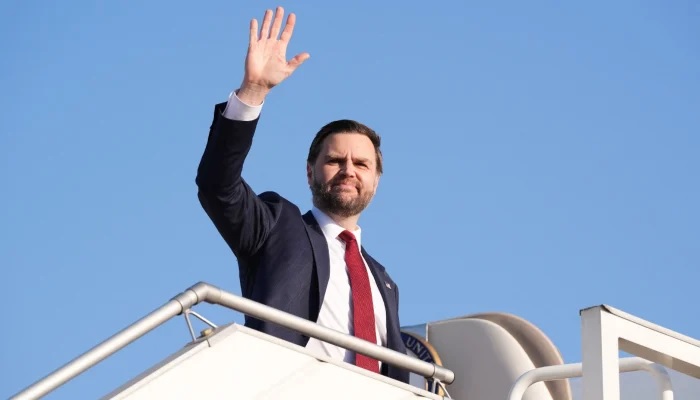 JD Vance Leaves Pakistan After Marathon Talks with Iran End Without Deal