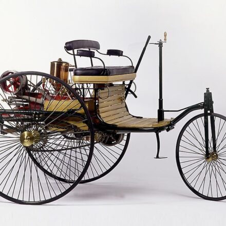 The First Car in the World: Benz Patent-Motorwagen (1885–1886)